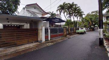 Gambar 1 Rumah Mewah Clasik Design