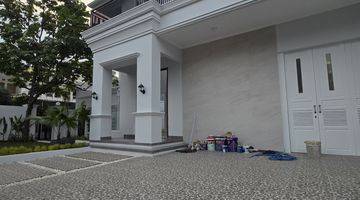 Gambar 1 Rumah bagus dan modern