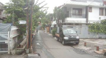 Gambar 3 Rumah Di Kramat Jati Jl.inerbang 2 Lantai Shm Bagus Selatan