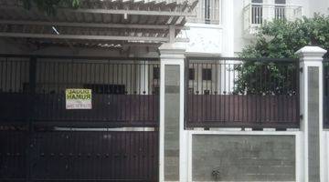 Gambar 1 Rumah di Jl.Bazoka
Komplek hankam 2 Lantai SHM Bagus Utara