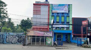 Gambar 1 Dijual ruko siap pakai.kondisi terawat.persis dipinggir jalan . di Jl.Raya kalimalang 4 Lantai SHM Bagus Selatan