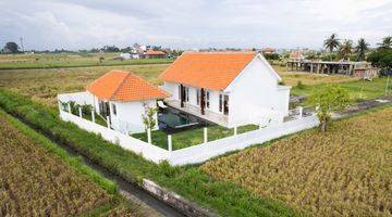 Gambar 1 Rumah Villa Furnished Area Jalan Pantai Seseh, Canggu, Badung 