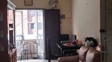 Gambar 1 Apartemen dijual town house lantai 2