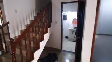 Gambar 4 For Rent Rumah Dekat Senopati