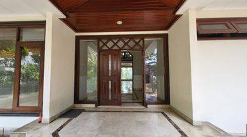 Gambar 2 House For Rent Classic American Style House Of Kemang Dalam Area