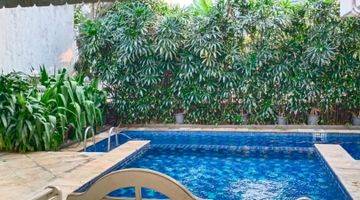 Gambar 1 Disewakan Rumah Private Pool Hang Lekir Jakarta Selatan