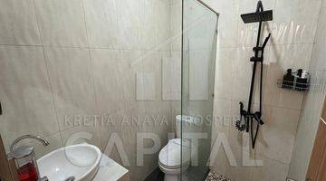 Gambar 1 Rumah 2 Lantai Bagus Furnished SHM di Kota Baru Parahyangan, Bandung