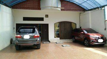 Gambar 2 Jual Rumah Keadilan Gajah Mada, LT 359m2 4 Lantai SHM Bagus