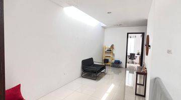 Gambar 4 Dijual Rumah Modern Furnish Siap Huni Cluster Legian Sentul City