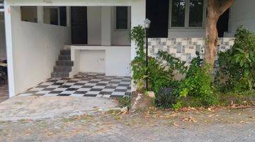 Gambar 1 Rumah Indah Siap Huni Lantai Granit Greenwood Semarang