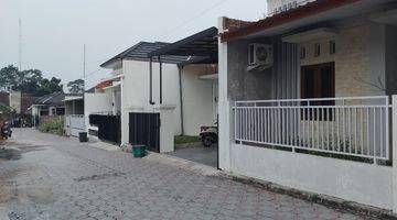 Gambar 3 Rumah Dekat Jl Pandaran Baru Dalam Cluster 16 Unit 