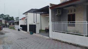 Gambar 4 Rumah Dekat Jl Pandaran Baru Dalam Cluster 16 Unit 