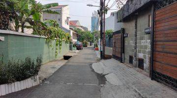 Gambar 3 Rumah Dijual Jl. Teratai,tomang.bagus.4 Lantai.shm