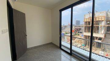 Gambar 5 Premium moderen  House Di Area Jaksel (2km Ke MRT Lebak bulus)