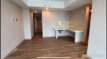 Gambar 1 Dijual CEPAT apartemen Holland Holland Village 2 Kamar Tidur Baru Semi Furnished