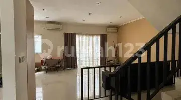 Gambar 2 Rumah Minimalis Siap Huni Komplek Kelapa Hibrida Kelapa Gading, Jakarta Utara