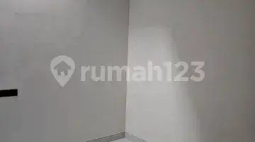 Gambar 3 Rumah 2 Lantai Bagus SHM di Kelapa Gading, Jakarta Utara