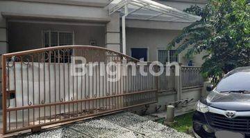 Gambar 3 Rumah cantik 2lantai Full furnished Jakarta Timur