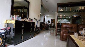 Gambar 3 Rumah 2 Lantai Bagus Semi Furnished di Mega Kebon Jeruk, Jakarta Barat