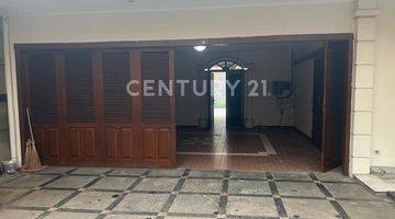 Gambar 3 Harga Terbaik, Rumah Siap Huni Dengan Taman Depan Dan Belakang