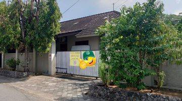 Gambar 1 Dijual Rumah Hook Yang Asri Di Jangli Permai Lingkungan Candi Golf