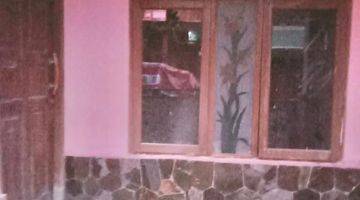 Gambar 1 Dijual Cepat Rumah Bekas Day Care