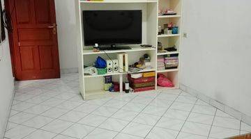 Gambar 4 Rumah Standard Sunter 1½ Lantai, Jalan 2 Mobil, Sudah Renovasi