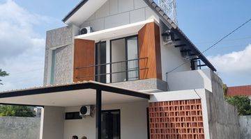 Gambar 3 Rumah 2 Lantai Modern Minimalis Dekat Uii Pusat Di Ngaglik