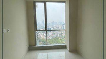 Gambar 5 Hadap Timur Condo Tower Beech Taman Anggrek Residence 