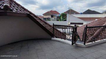 Gambar 4 Dijual Rumah Luas Dan Mewah Di Perumahan Elite Ngaglik, Sleman