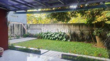 Gambar 4 Rumah Cantik di taman edelweis BSD