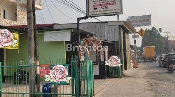 Gambar 3 Rumah 2,5 Lantai Plus Toko di jalan utama KH. Hasyim Ashari, Pinang, Tangerang.