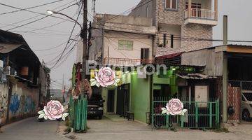 Gambar 1 Rumah 2,5 Lantai Plus Toko di jalan utama KH. Hasyim Ashari, Pinang, Tangerang.