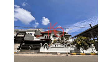 Gambar 1 Dijual Rumah Mewah di Tengah Kota