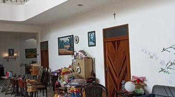 Gambar 5 Dijual Rumah , Lokasi Strategis, Pinggir Jalan Besar