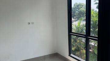 Gambar 4 Dijual Rumah Townhouse Zenit Parc Cibubur