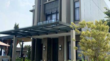 Gambar 1 Rumah 3 Lantai Semi Furnished di Gading Serpong, Tangerang