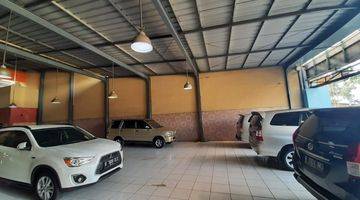 Gambar 4 Ex Showroom Mobil Imam Bonjol Karawaci Tangerang