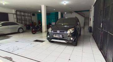 Gambar 5 Ex Showroom Mobil Bekas Jalan Keradenan Cibinong Bogor