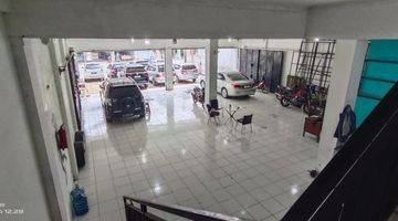 Gambar 3 Ex Showroom Mobil Bekas Jalan Keradenan Cibinong Bogor