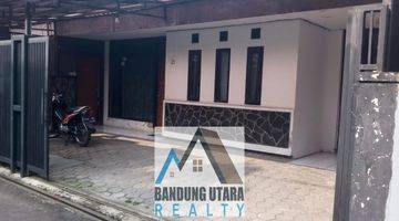 Gambar 4 Rumah Klasik Good Loc Dalam Komplek Area Regol Pusat Kota Bandung