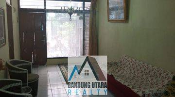 Gambar 5 Rumah Klasik Good Loc Dalam Komplek Area Regol Pusat Kota Bandung