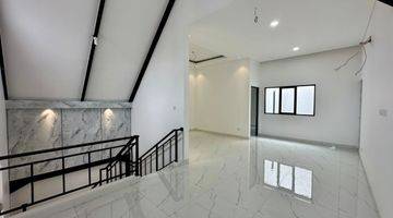 Gambar 4 Dijual Rumah Cantik Sektor 7a Gading Serpong