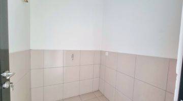 Gambar 2 Apartement 2 BR lloyd Alam sutra semi furnished