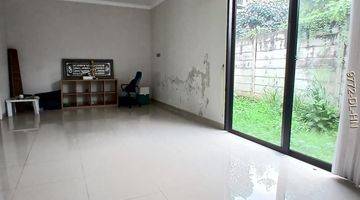 Gambar 5 Rumah Siap Huni Ada Halaman Belakang Di Kebayoran Residence