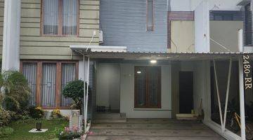 Gambar 1 Rumah Cantik 2 Lantai Furnished Dalam Townhouse