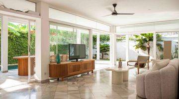 Gambar 4 Freehold 4 Bedroom Villa With Spacious Garden Near Seminyak Beach