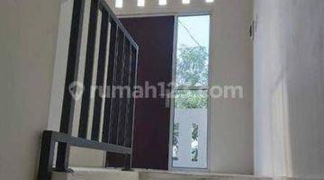 Gambar 4 dijual rumah 2 lantai di grand Catania citra raya