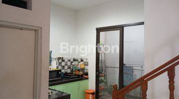 Gambar 4 RUMAH NYAMAN 2 LANTAI FULL FURNISHED (HARGA NEGO)DI JAKARTA SELATAN