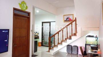 Gambar 2 RUMAH NYAMAN 2 LANTAI FULL FURNISHED (HARGA NEGO)DI JAKARTA SELATAN